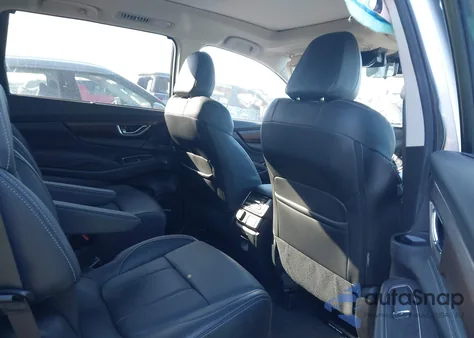 2024 Subaru Ascent Touring 7-Passenger z USA, uszkodzony, nr VIN 4S4WMAWD9R3417316